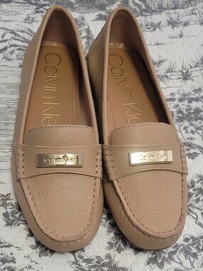 Calvin Klein LEATHER Flats Blush Size 8M NWOT